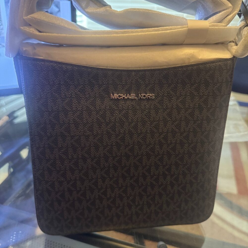 Michael Kors Black Jet Set Travel Bag